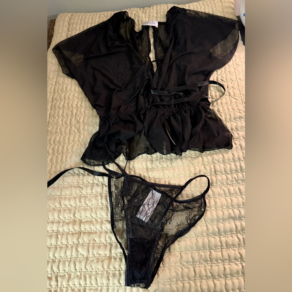 Adore Me lace cardigan & thing set. Black lace. Size XS.